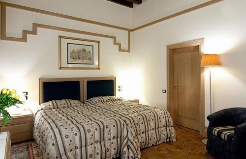 Foscari Palace image 15