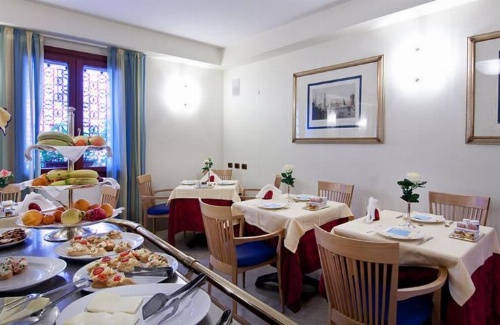 Foscari Palace image 20