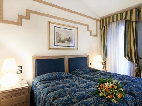 Foscari Palace image 32